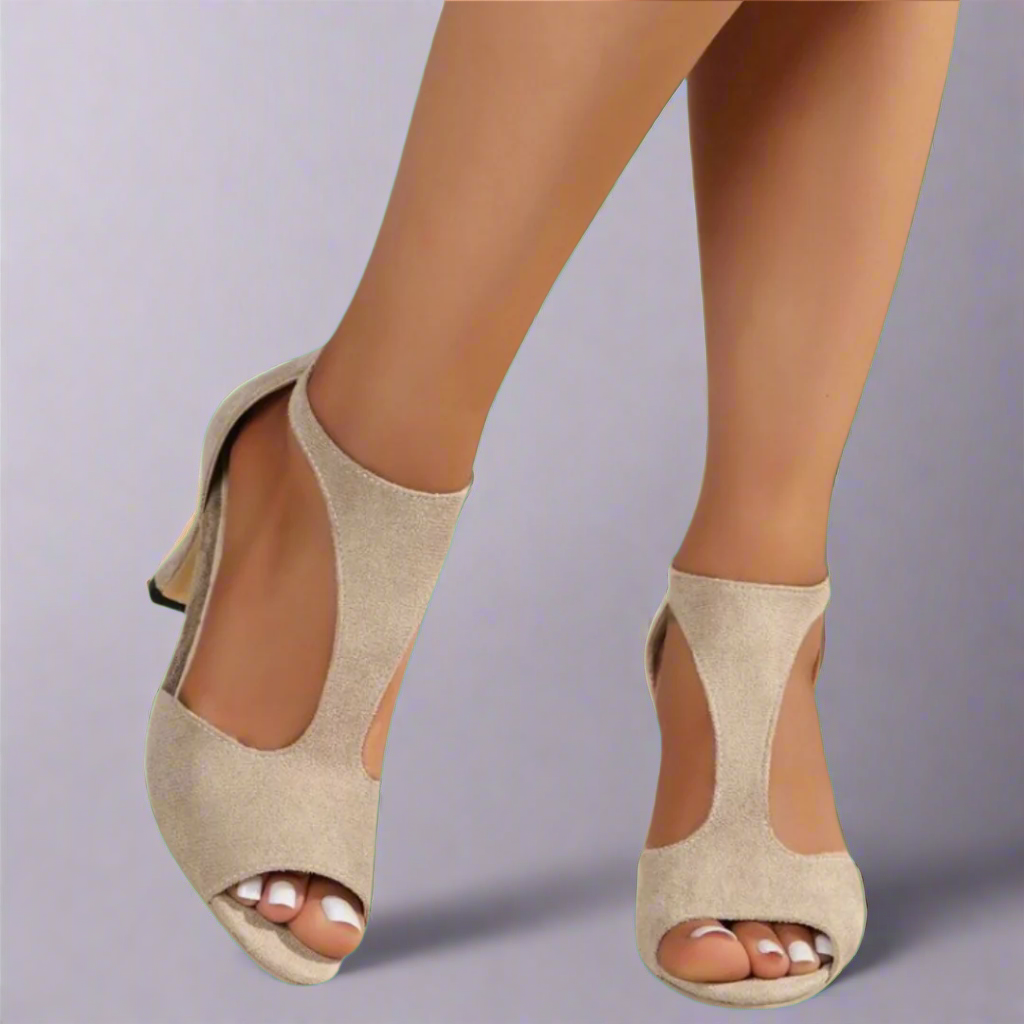 Svanstrom | Utskuren Peep Toe Klackar