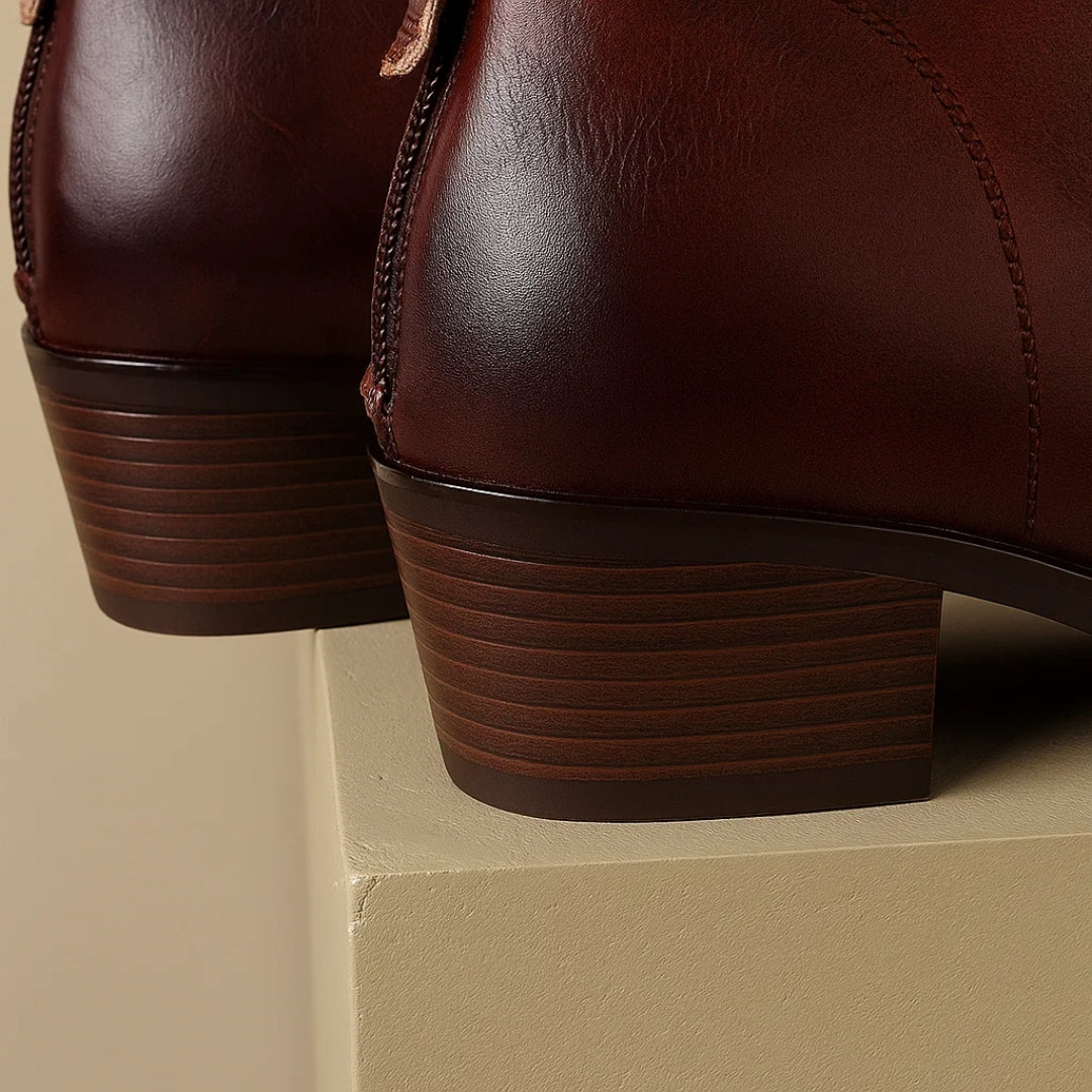 Svanstrom | Lyxiga stövletter med låg klack